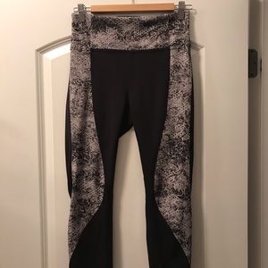 Lululemon leggings!